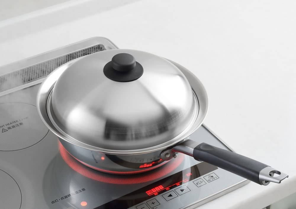 Yoshikawa Aikata Iron Frying Pot, Oval Shape, Induction Compatible, GAS Stoves, Tsubamesanjo, Convenient Pourer