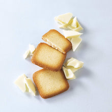 Load image into Gallery viewer, YOKUMOKU Crispy Double White Chocolate Butter Cookies 22 pieces