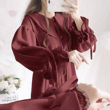 Load image into Gallery viewer, GERGEOUS Long-Sleeved One-Piece Dress – Mori Girl – Kawaii Ribbon – Wine Red