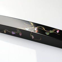 Load image into Gallery viewer, Takaoka Lacquerware Mother-of-Pearl (Raden) Paperweight – Karasuri Vine Design – Toyama Prefecture Traditional Crafts